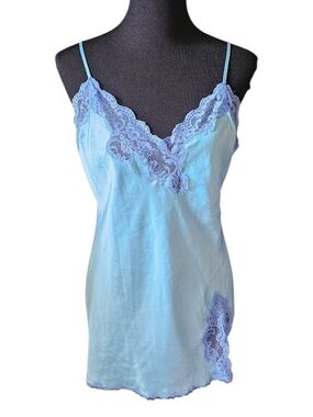 Victoria’s Secret Blue Satin Lace Slip Chemise Nightie Size Medium Y2K